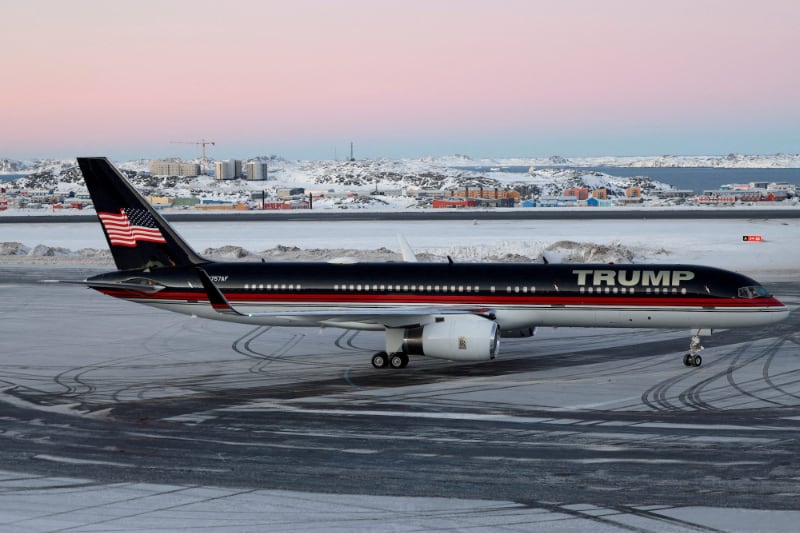 Trump's 757 lands in Greenland